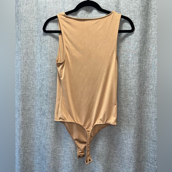 Express Women's Body Contour Body Suit Medium - Picture 4 of 4